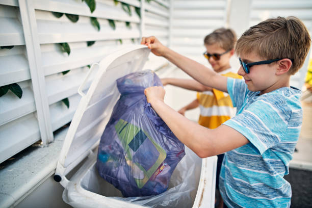 Best Construction Debris Removal  in Lford, MI
